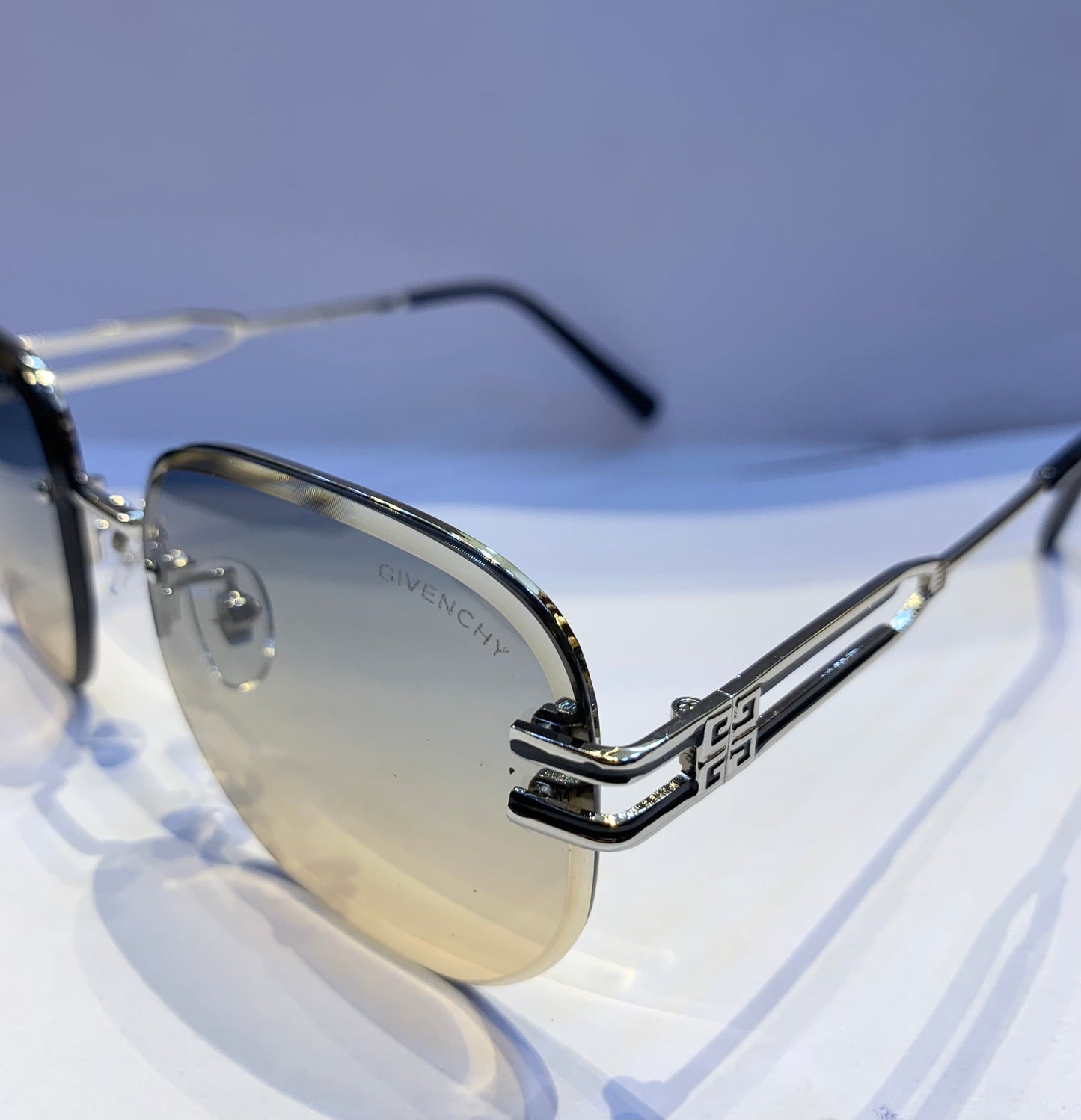 VIG Silver Frame Trancy Yellow Shade Unisex Sunglass WH440 58 15-145