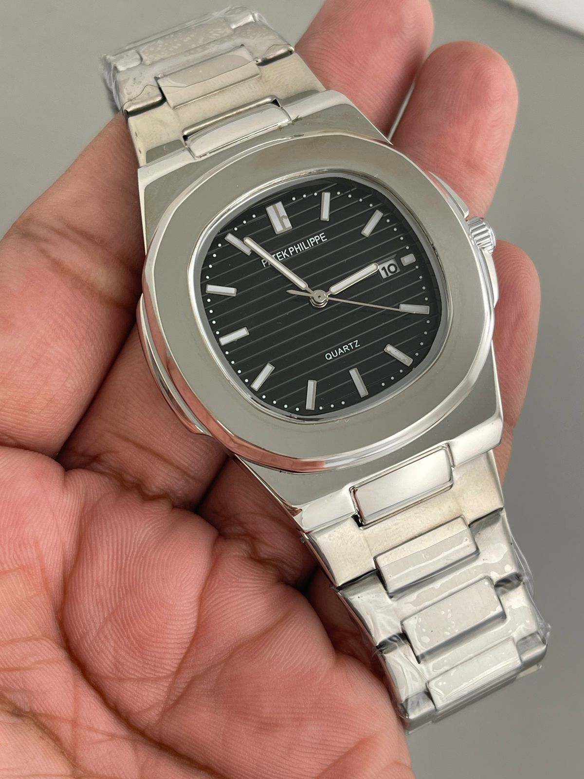 Pp Silver Chain Black Dial Men Watch 901623