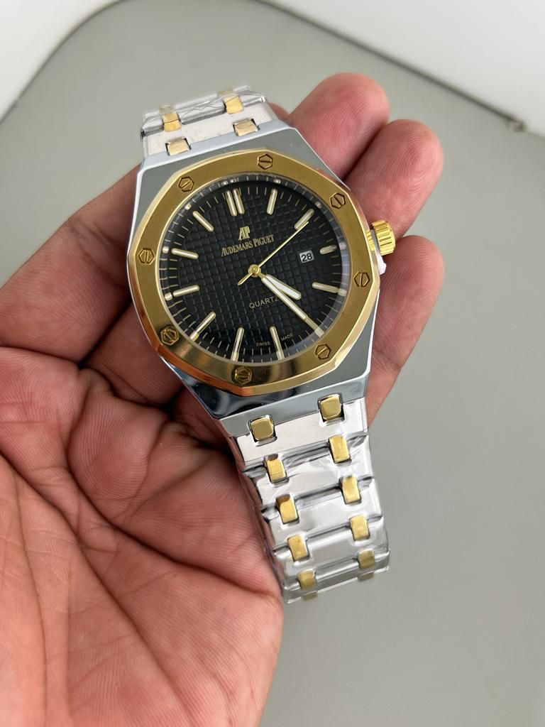Dua Silver Gold Chain Black Dial Men Watch 901616