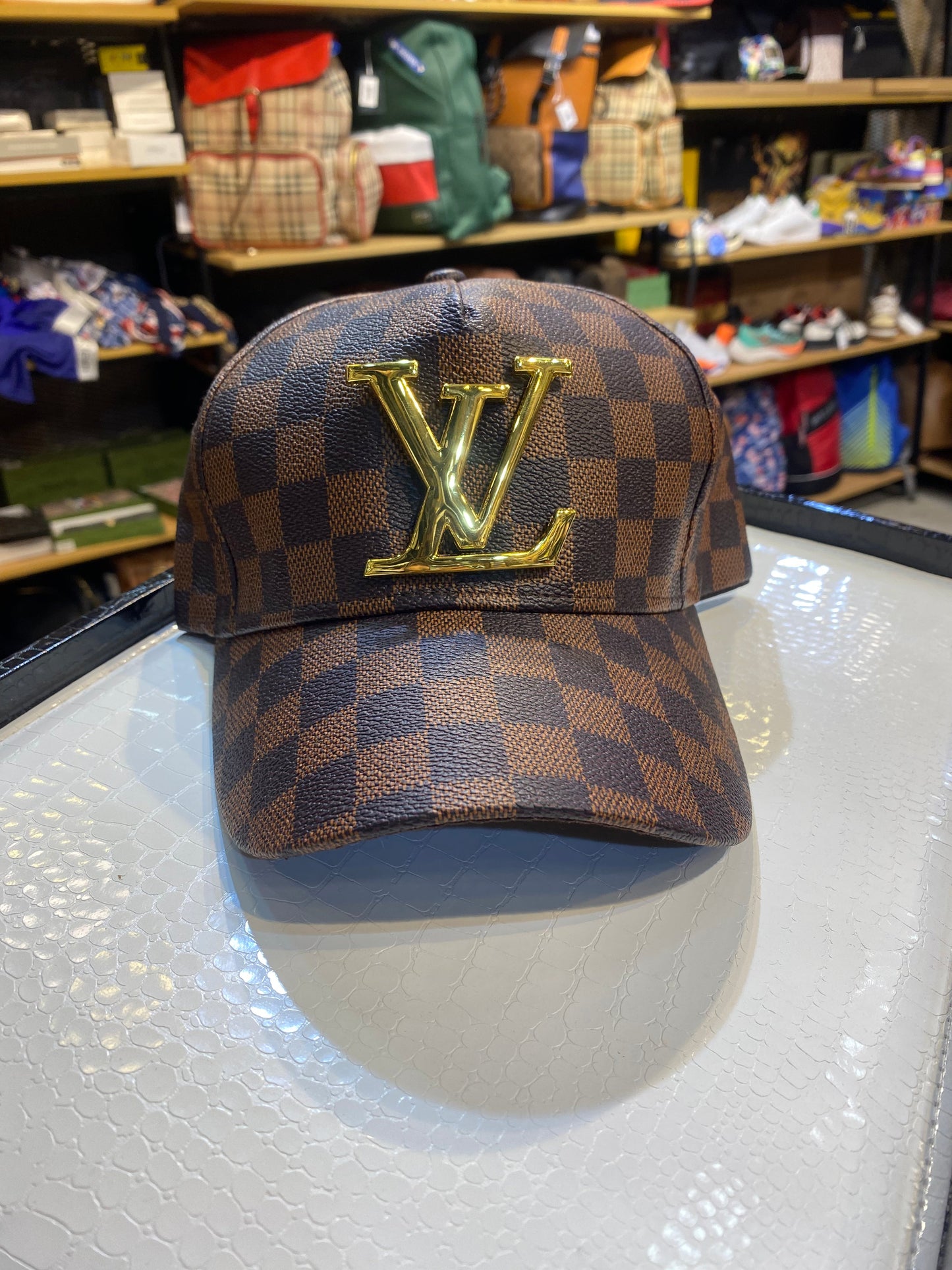 UOL LOU VL Brown Check Golden Logo Imported Leather Cap 987346
