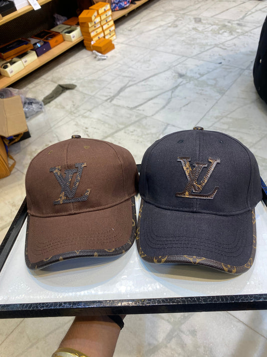 UOL LOU VL Leather Embroidery Imported Cap 987348