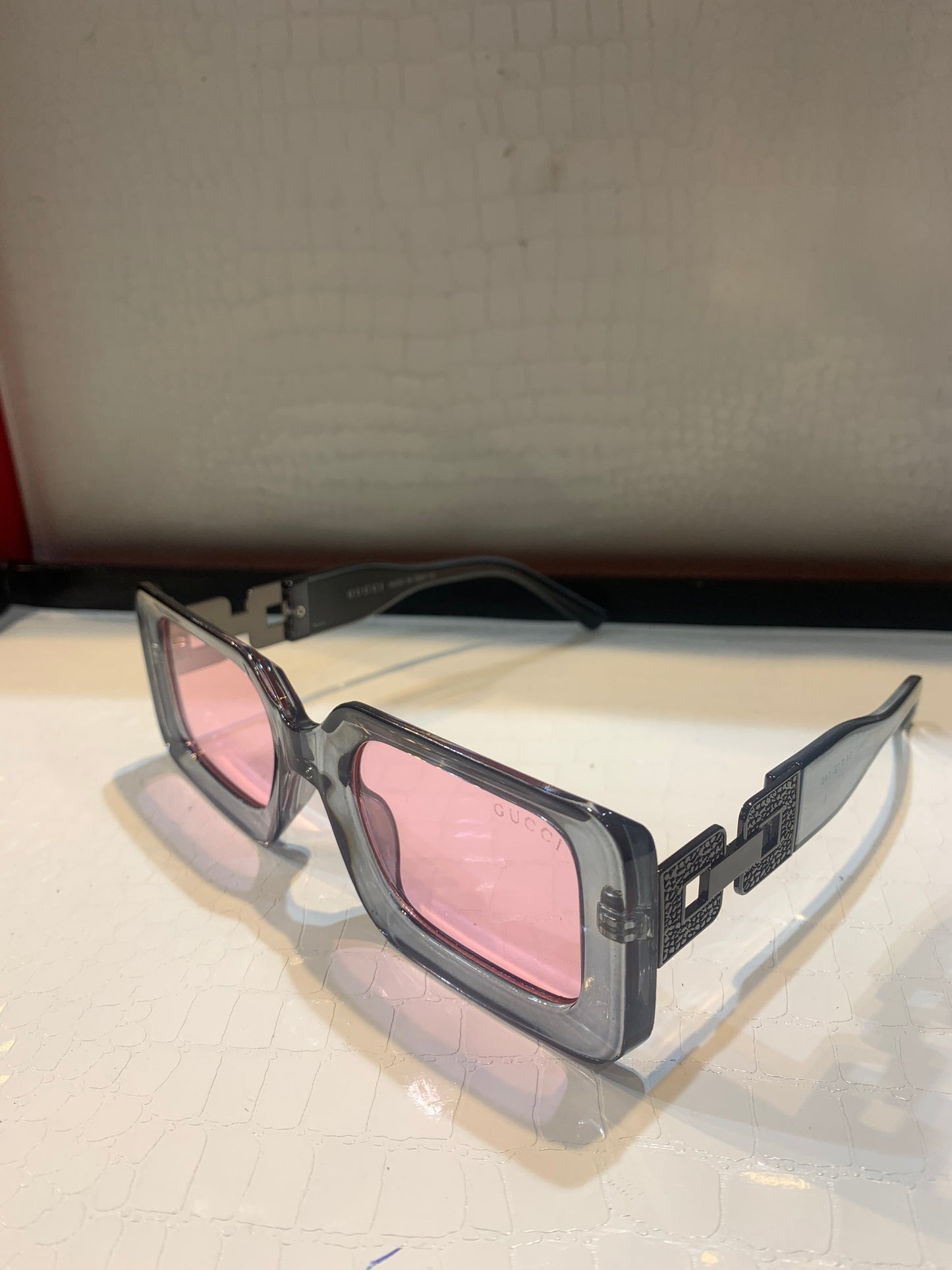 CUG Gray Frame Pink Shade Sunglass LH007 54 12 145