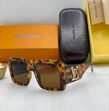 UOL Leopard Print Frame Brown Shade Premium Quality Unisex Sunglass 5073 56 22-145