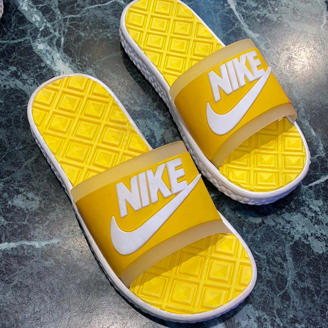 Yellow White Slipper (15128)