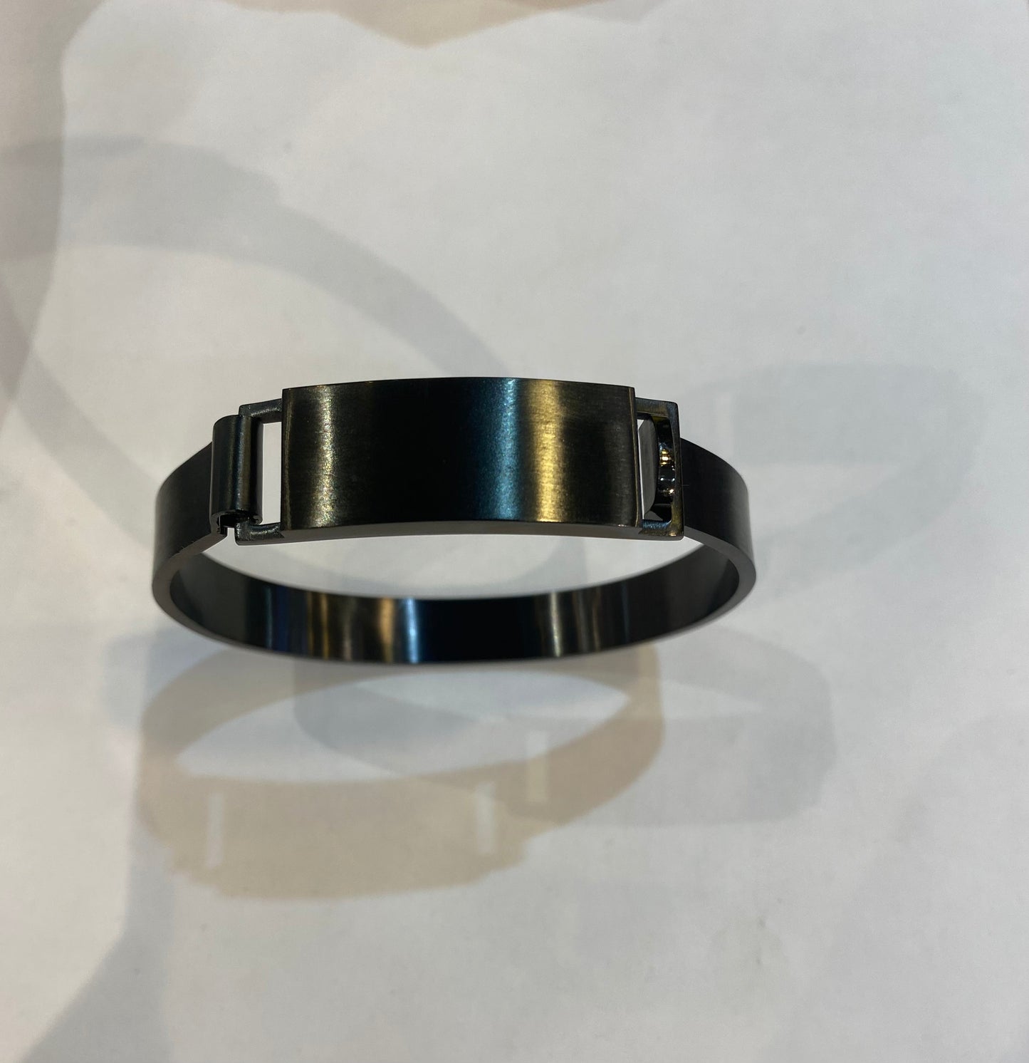 Black Colour Slimple Design Heavy Quality Bracelet 199928
