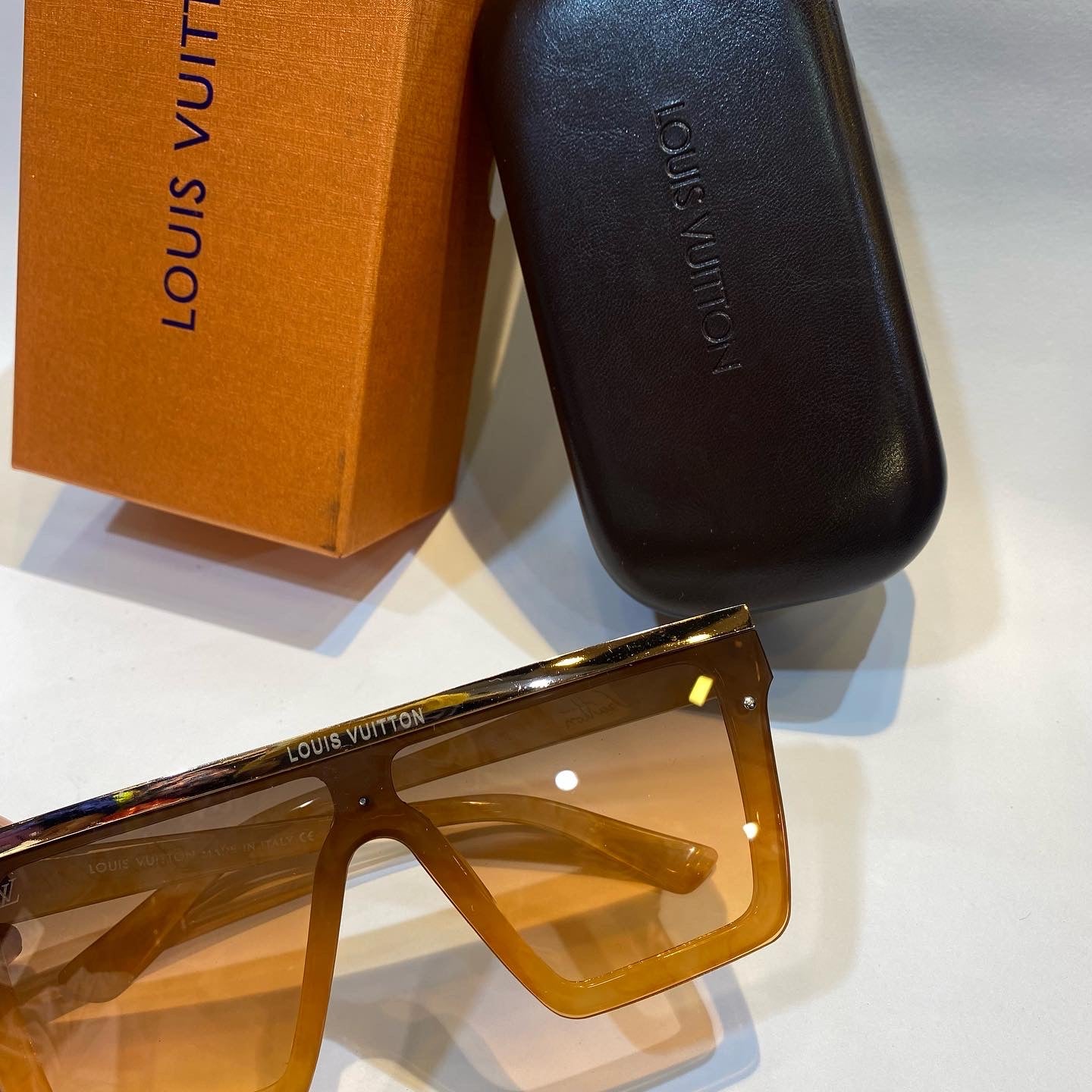 UOL Brown Gold Frame Brown Orange  Shade Unisex Branded Sunglasses 21020 55 19-139