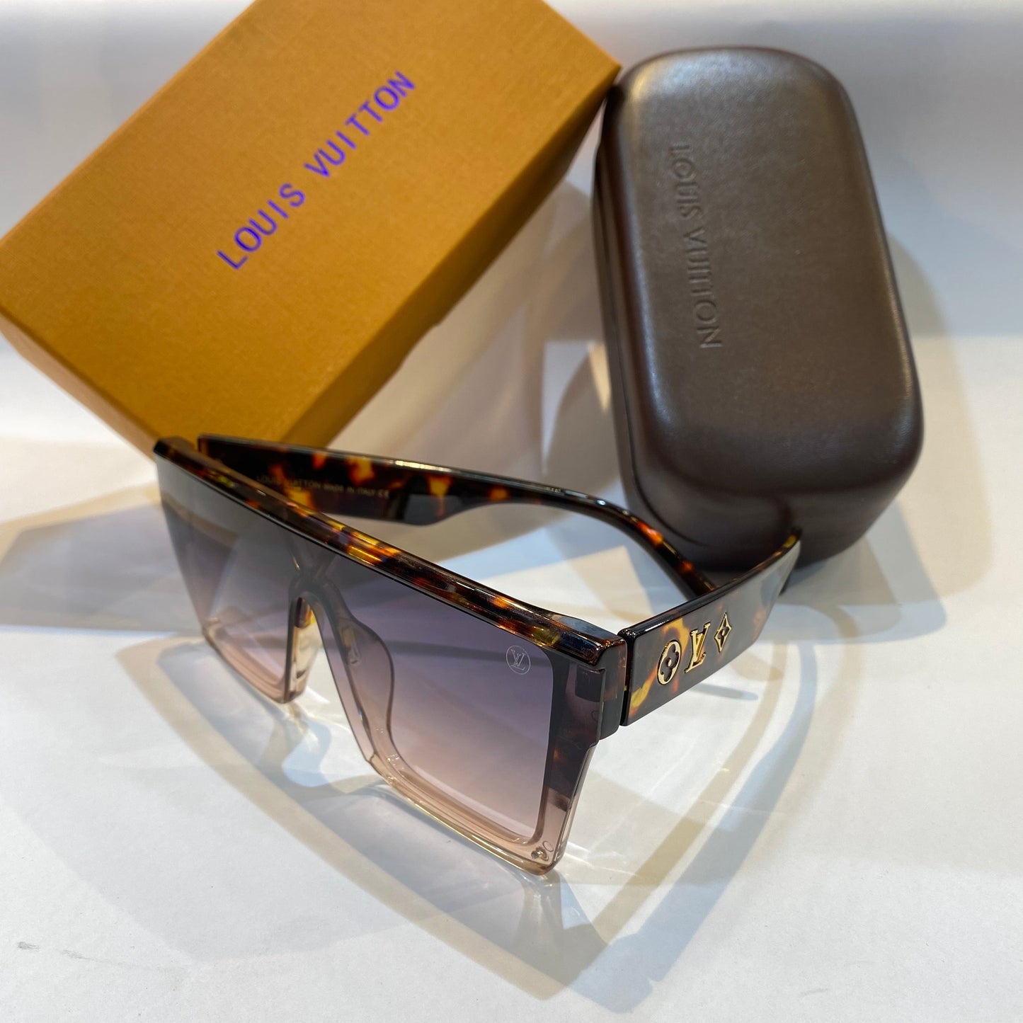 UOL LV VL Leopard Frame Transparent Black Shade Unisex Branded Z1065 61 9-147