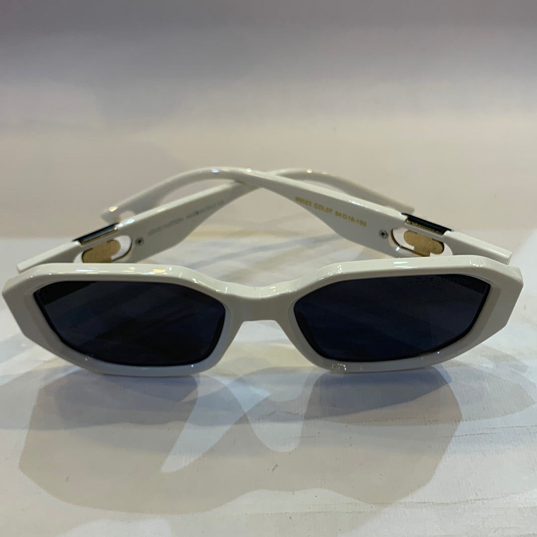 Uol Vl White Frame Black Shade Sunglass 99023 COL07 54 18-150