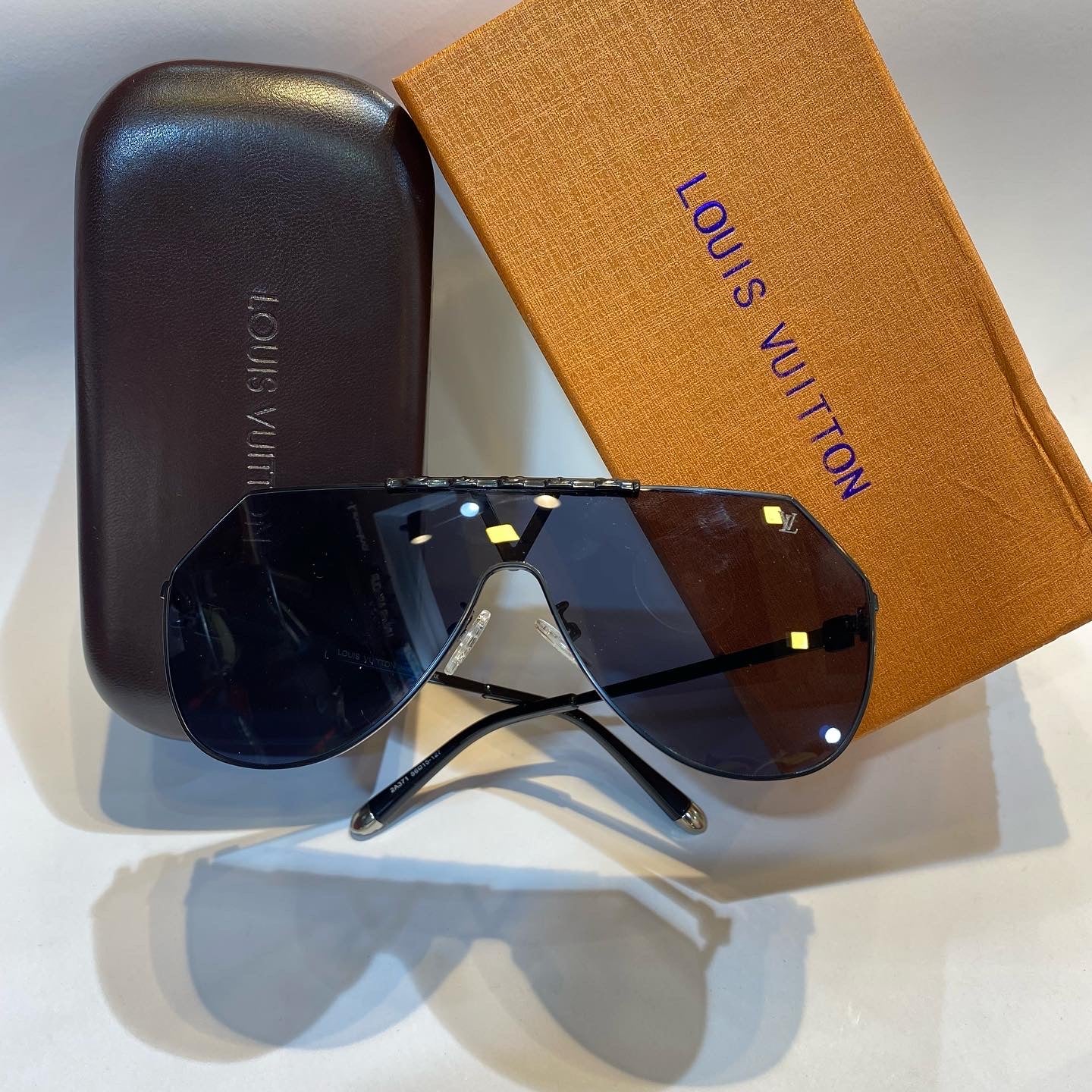 UOL Black Frame Black Shade Unisex Branded Sunglasses 2A371 56 15-127