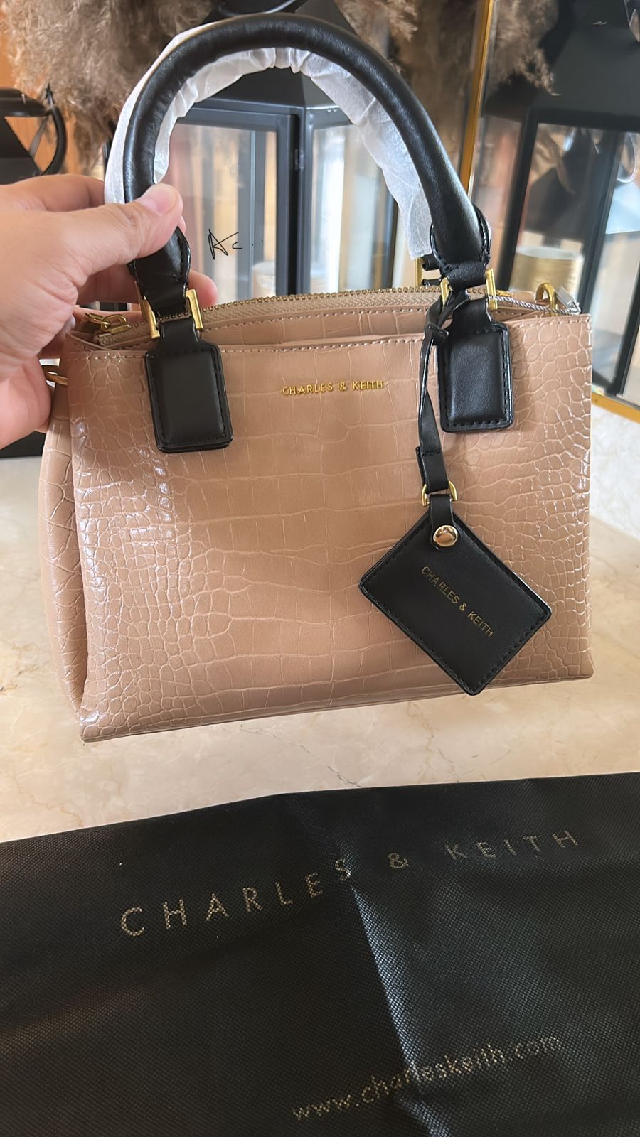Ahc Iek Black Sling Bag 964347