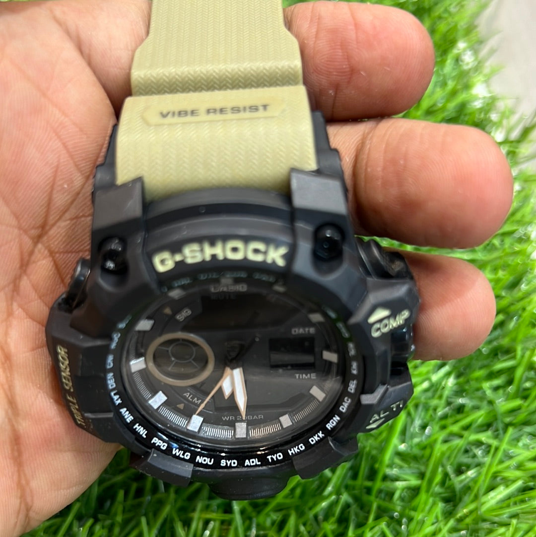 Khakhi Beige Black Mud Water Resistant Sports Watch with Original Box 500508