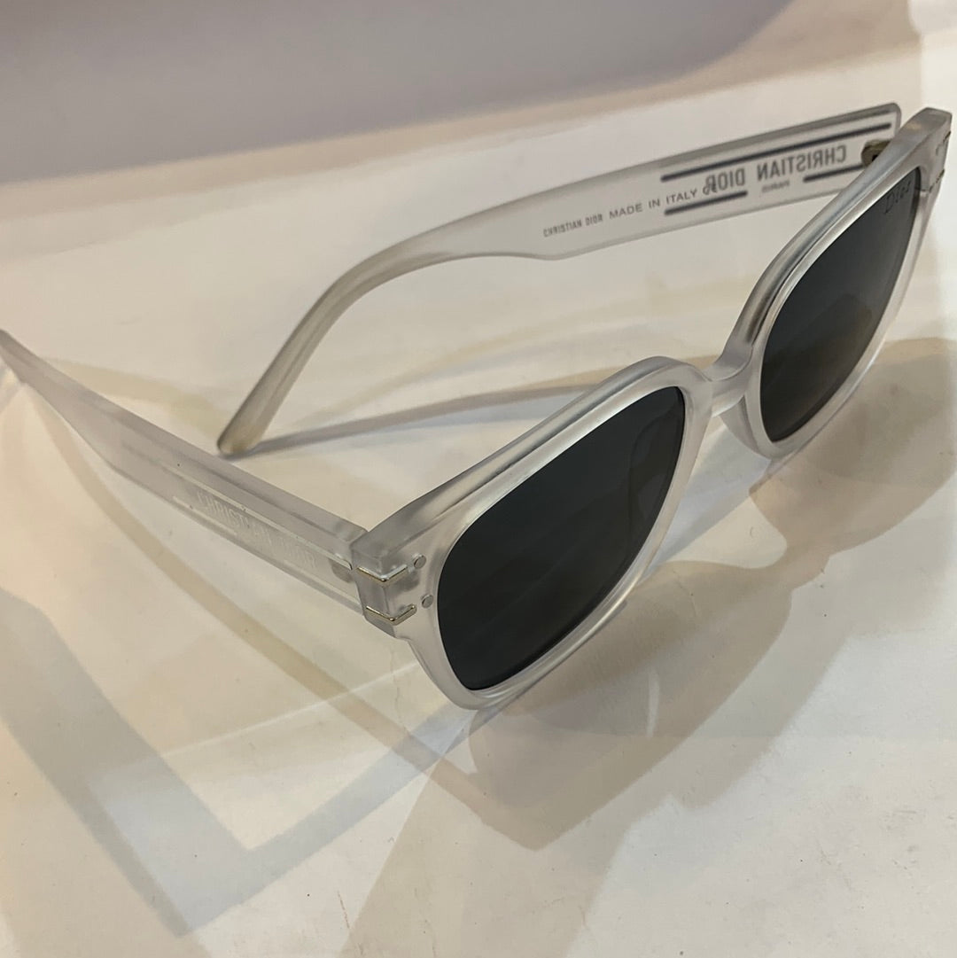 OID Matte Transperent Frame Black shade sunglass S7F 58 18 145