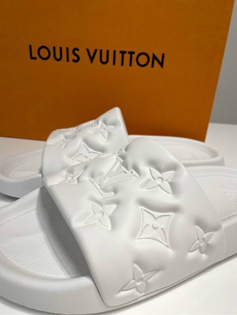 Vl UOL White Colour Monogram Street Style Plain Slipper Sliders