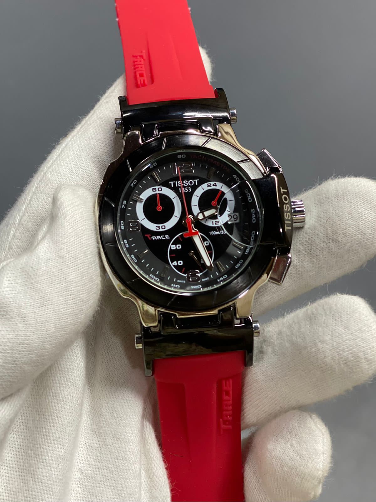 Sit Red Silicone Strap Silver Black Dail Chrono Watch for Men 901266
