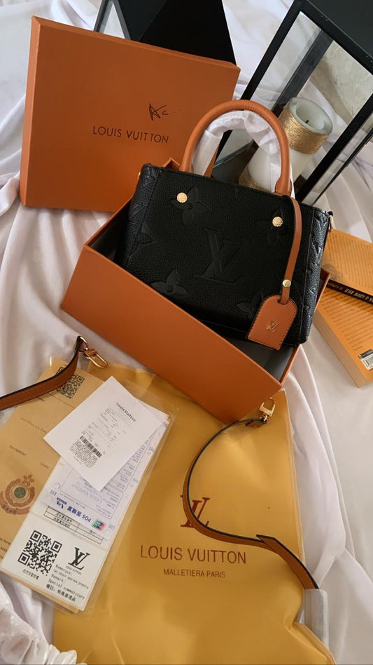 UOL VL Black Colour With Mini Montaigne Ladies Side Sling Hand Bag 9026