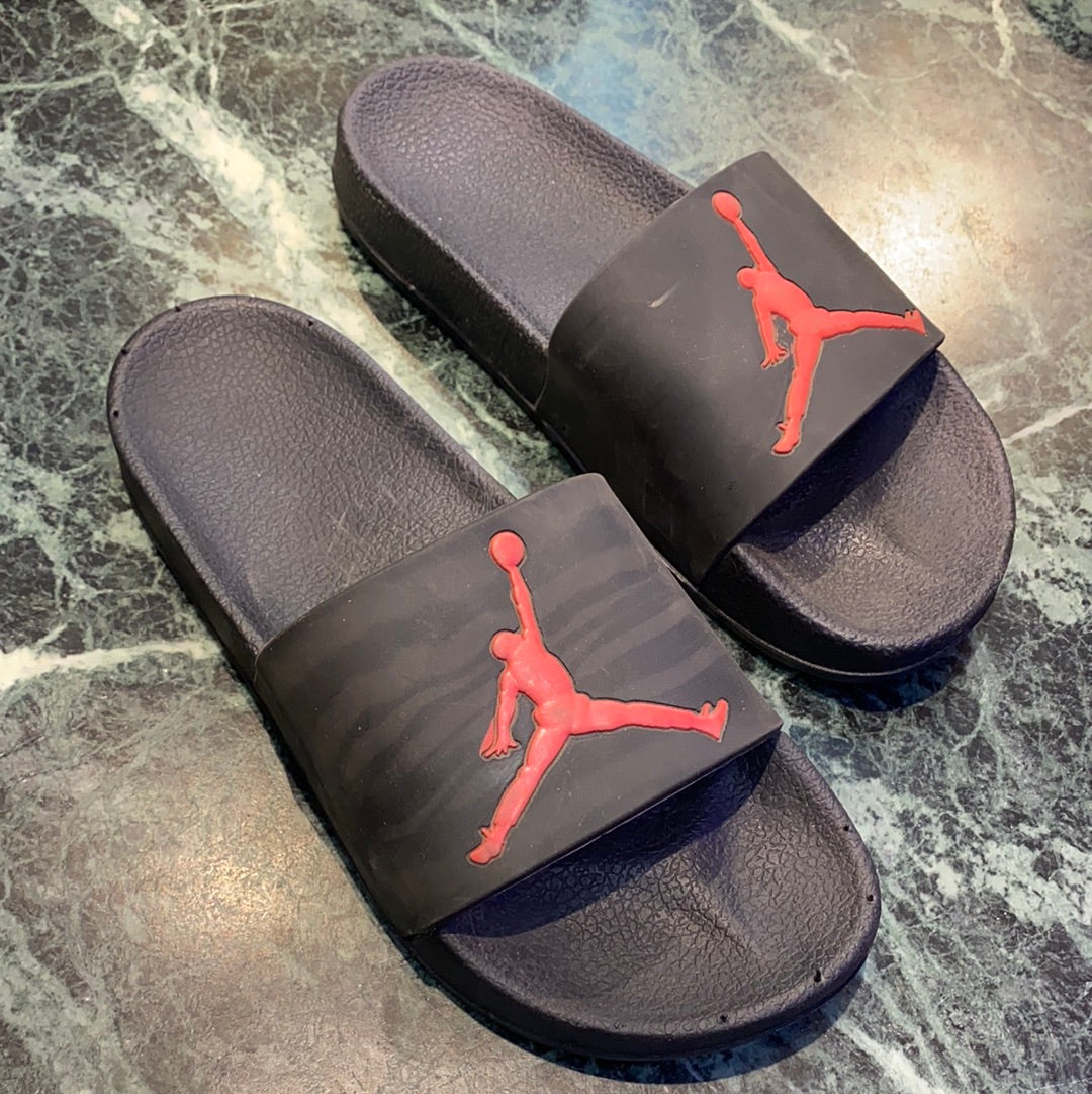 Black Red Slipper (15127)