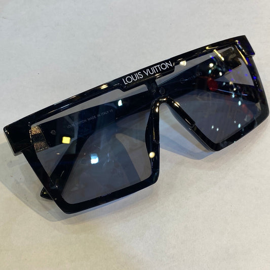 Black Printed Branded Wayfarer Luxury Sunglasses 81002 60 18-142