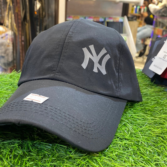 Black Ny parachute Cap 700327