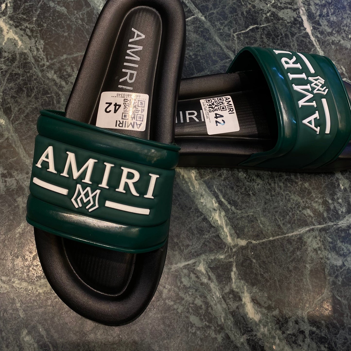 Green Black Slipper Model 64676810348 Ami Ima