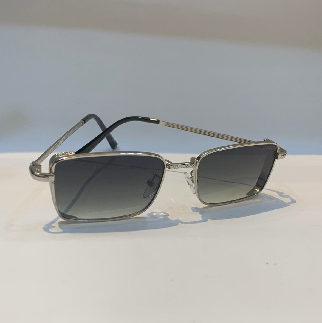 Cug Silver Black Frame Green Shade Unisex Sunglass 2252 54 17-146