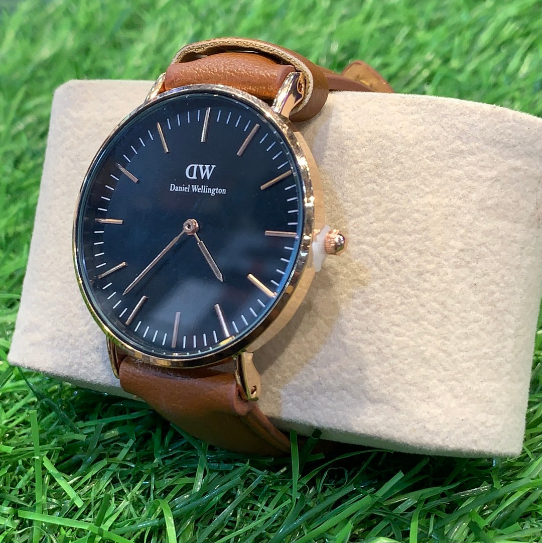 Brown Slim Strap Black Dial WD Men Watch 400556