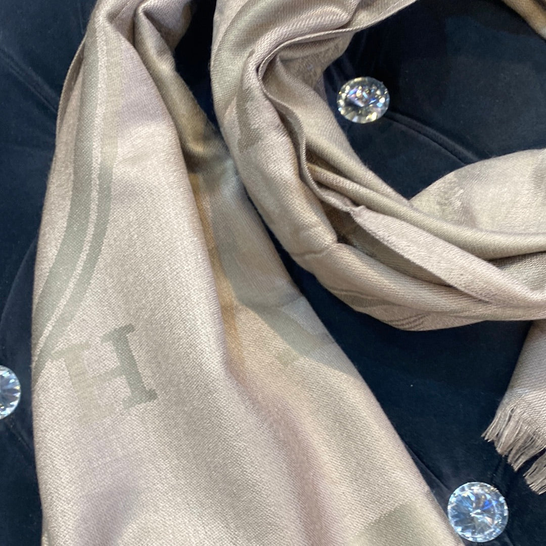 HER REH Grey Colour HER REH Print Heavy Quality Muffler  9374
