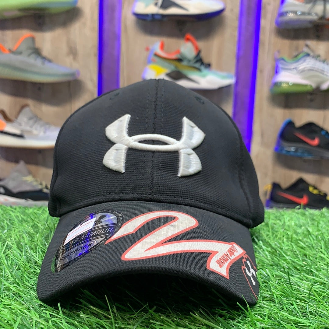 Black Under Armour Cap 700119