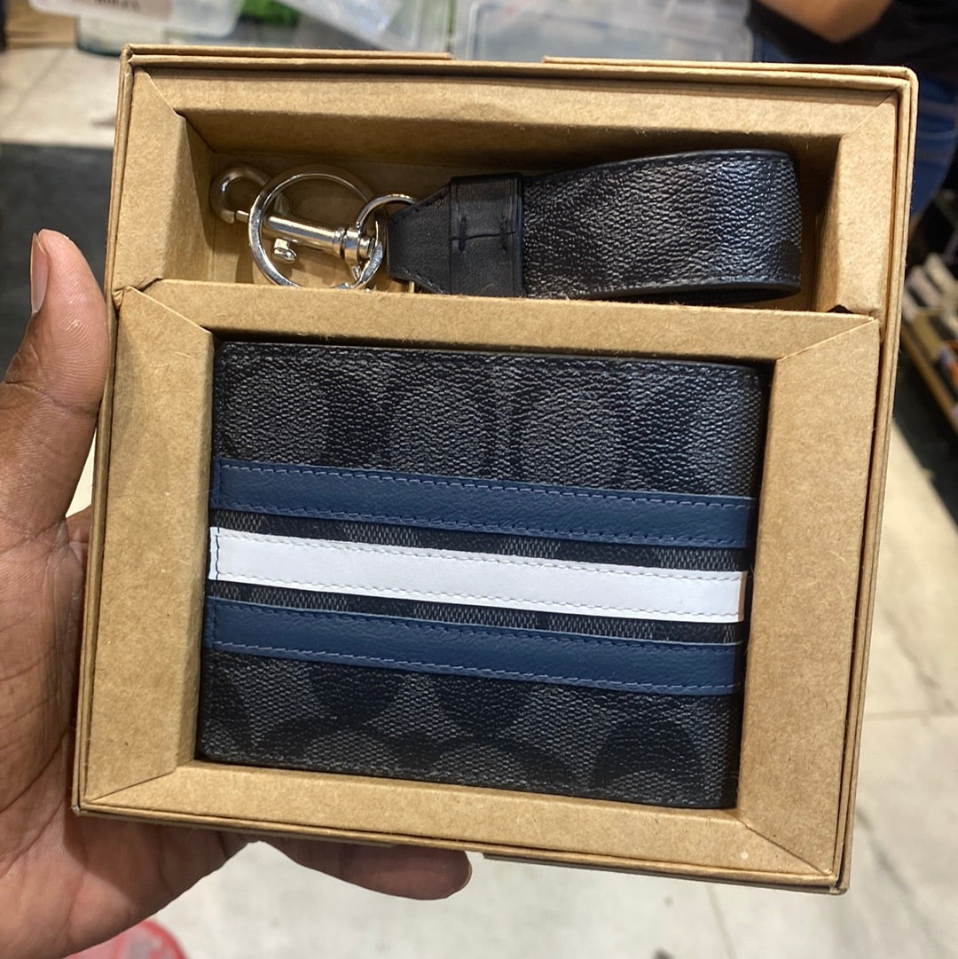 AOC Black Colour With Monogram Wallet With Key Chain 60223205