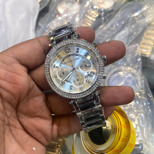 Cim Silver Chain White Dial Ladies Chain Watch 400402