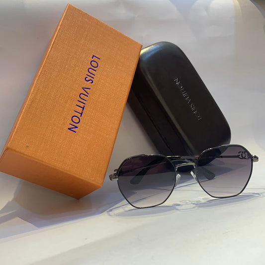D&g g&d Glossy  black  Frame black Shade Unisex Sunglass H5606 C4 56 15 140