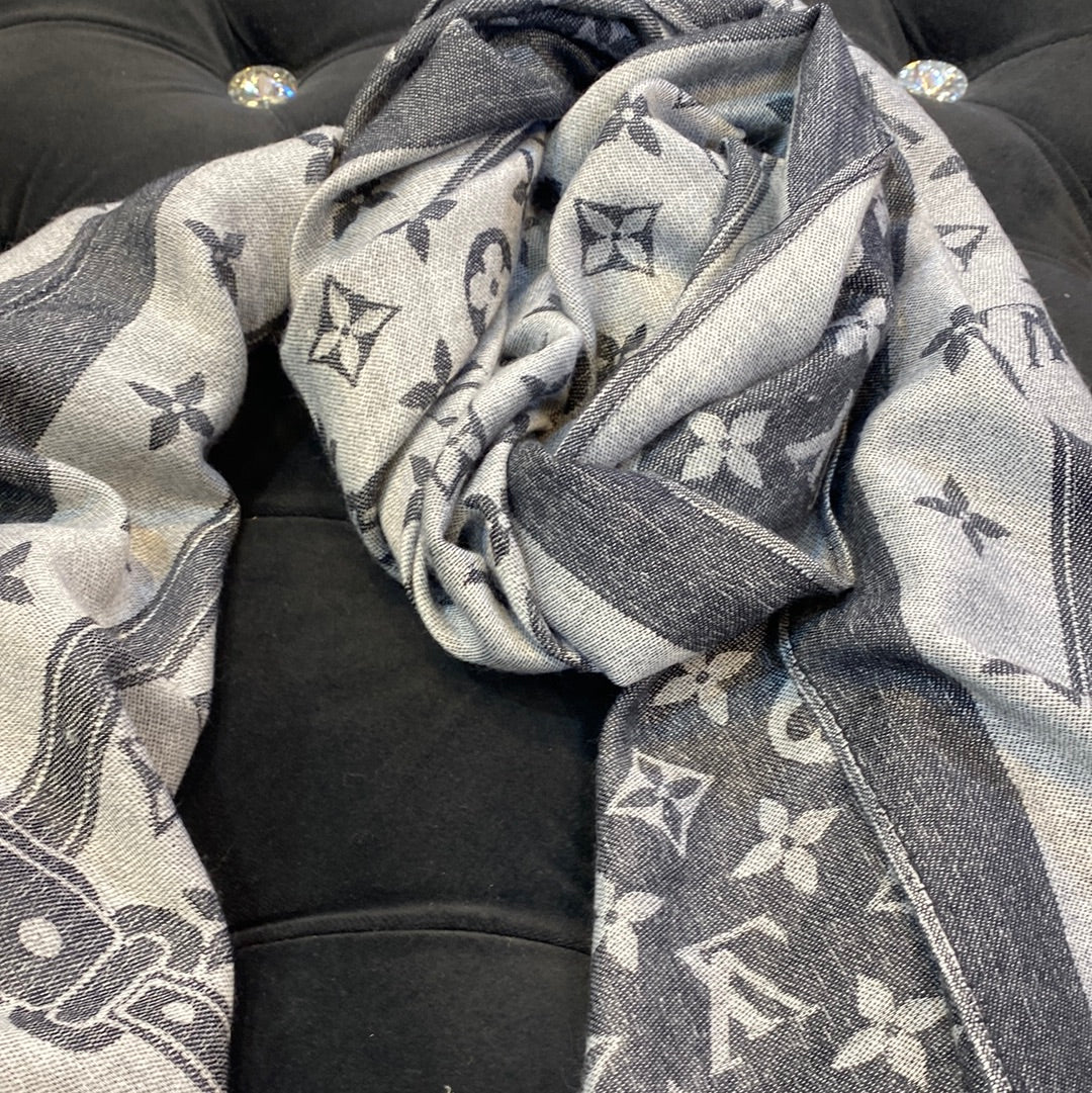 VL Lou Uol Grey Black Colour VL Print Heavy Quality Muffler  9367