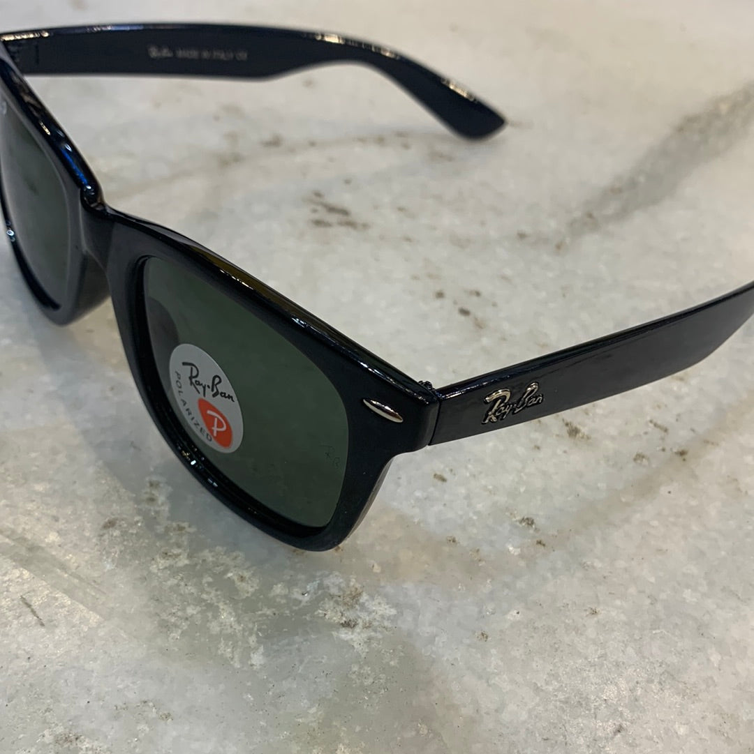 YAR RB Glossy Black Frame Green Shade Sunglasses RB2140 901 50 22 3N