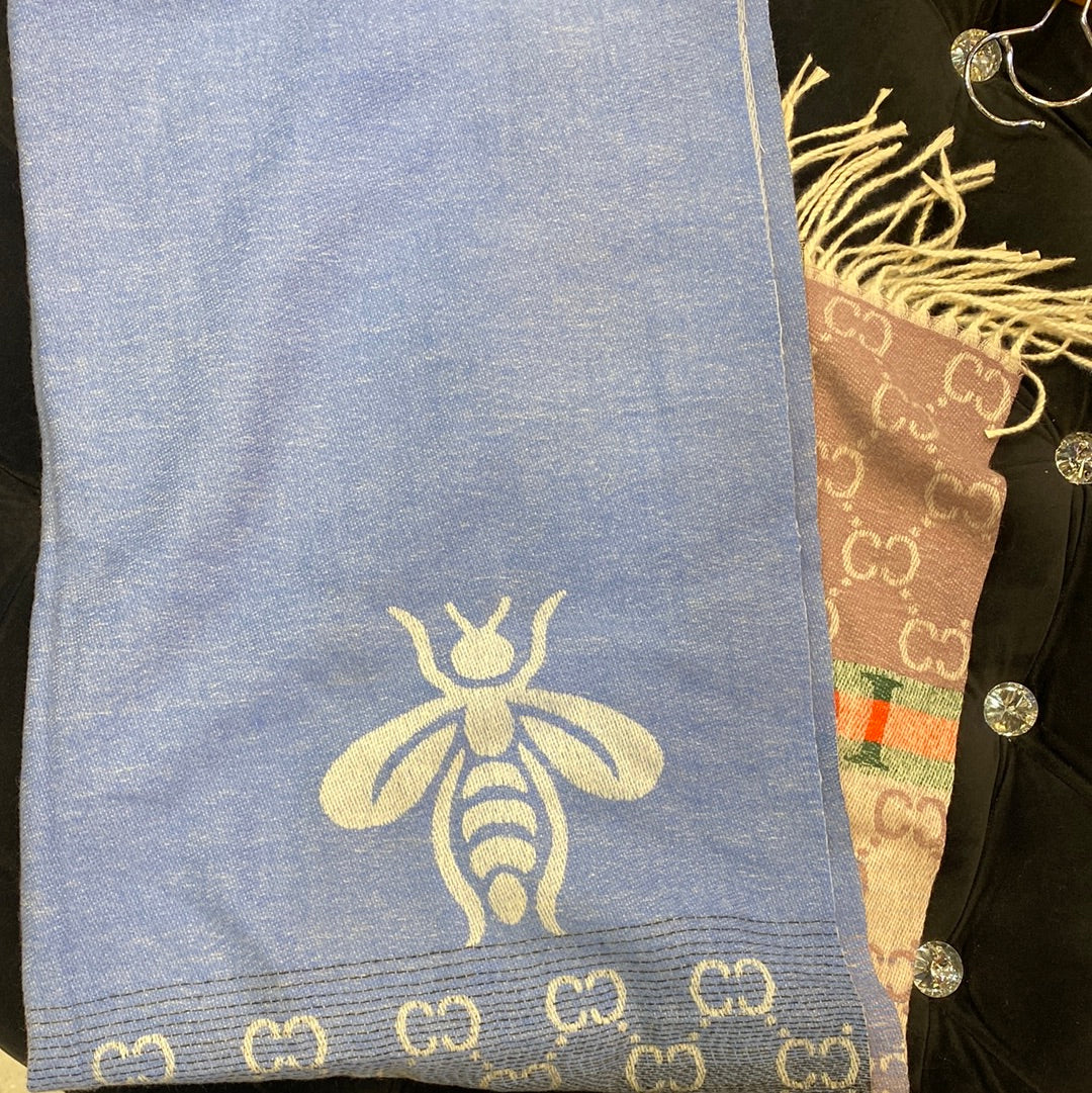 CUG Blue Black Colour CUG Bee Print Heavy Quality Cashmere Muffler  9370
