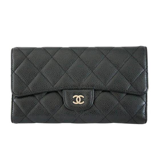 AHC Black Colour C Gold Logo Buckle Genuine Leather Three Fold Ladies Clutch 906301