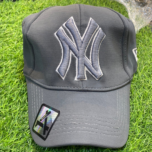 Grey Colour Und Dnu Cap