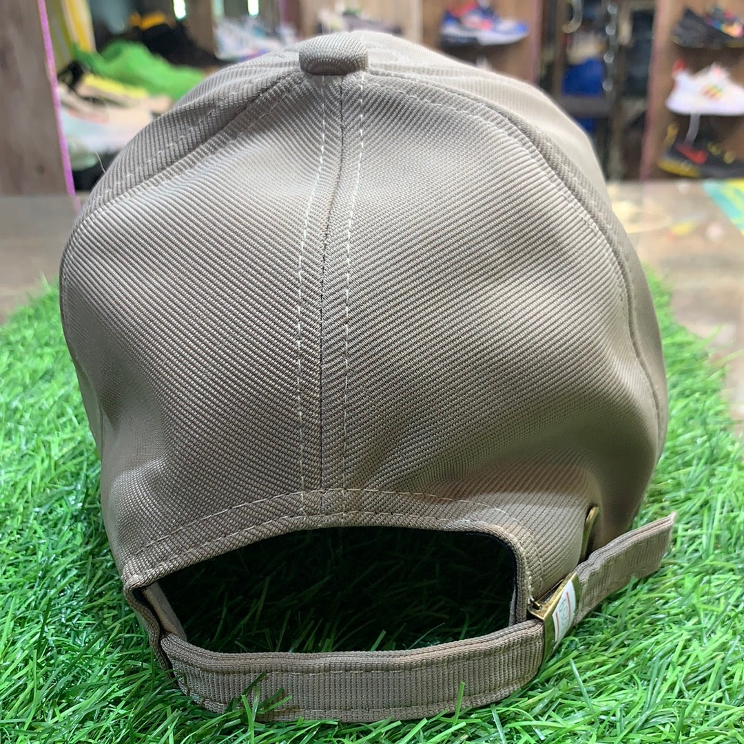Fil Dark Cream Cap