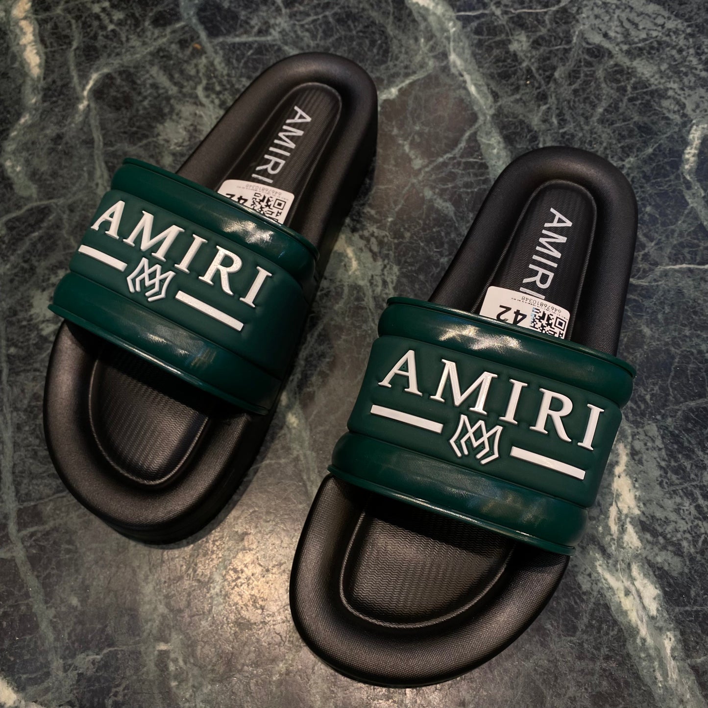 Green Black Slipper Model 64676810348 Ami Ima