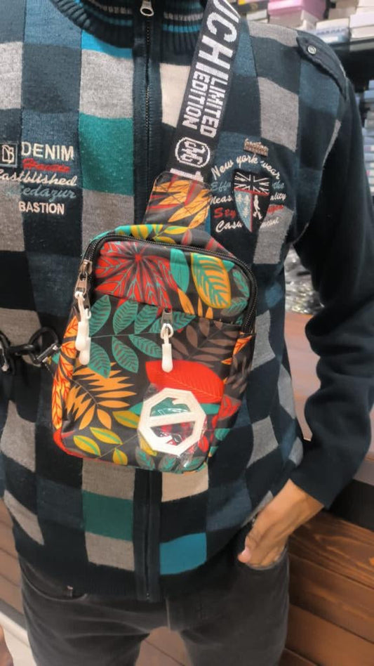 Multiple Red Green Colour Casual Chest Bag For Unisex Chest Shoulder Bags Fashion Classic Leaf Pattern Crossbody Bag 19751