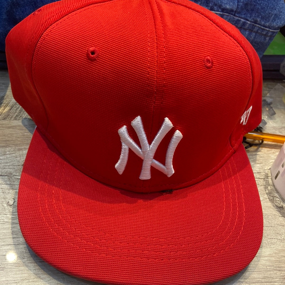 YN Red Cap White Embroidery 300197