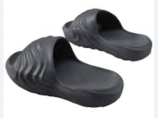 Lab Bal Black Colour Slipper  935413