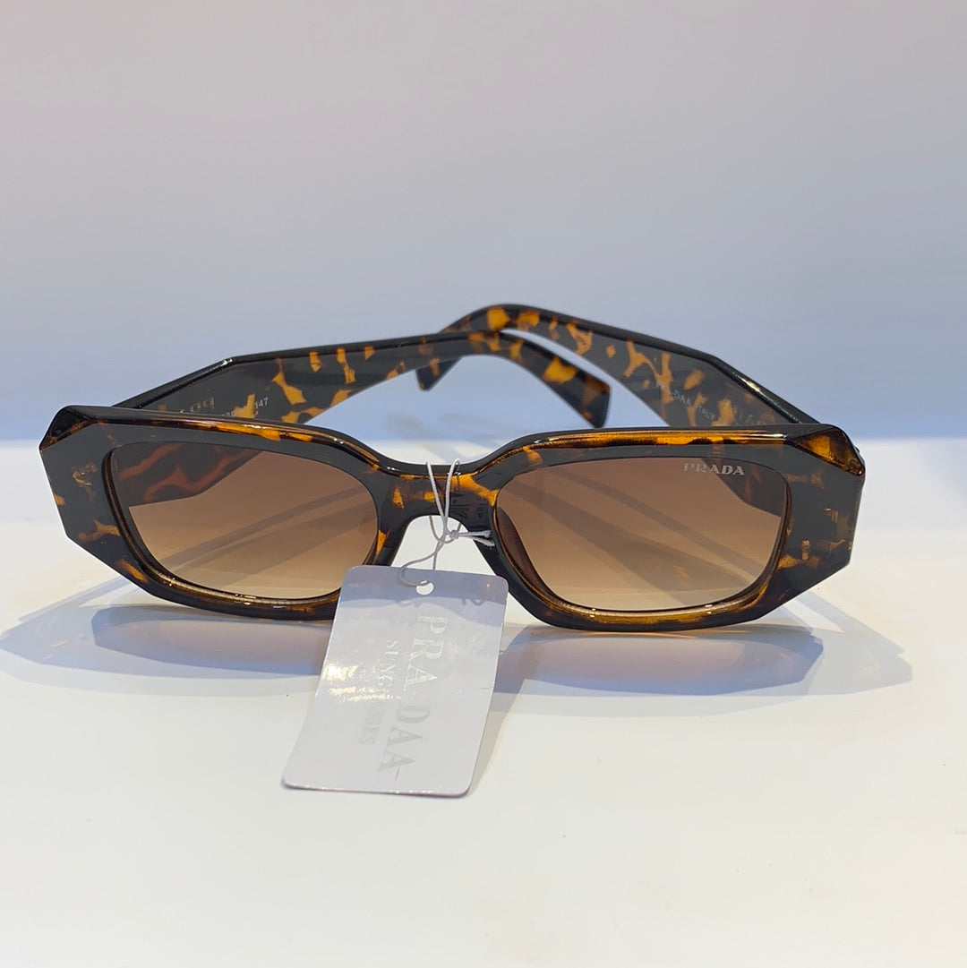 ARP Leopard Frame Yellow Shade Sunglass 5628953 22-147