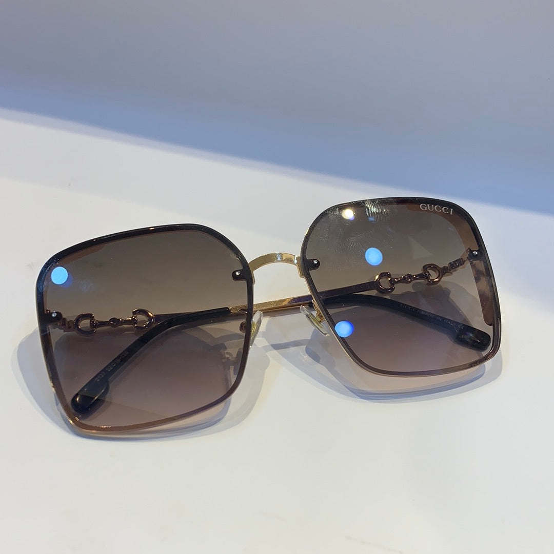 Cug Gold Frame Green White Shade Sunglass 2127 52 18-138