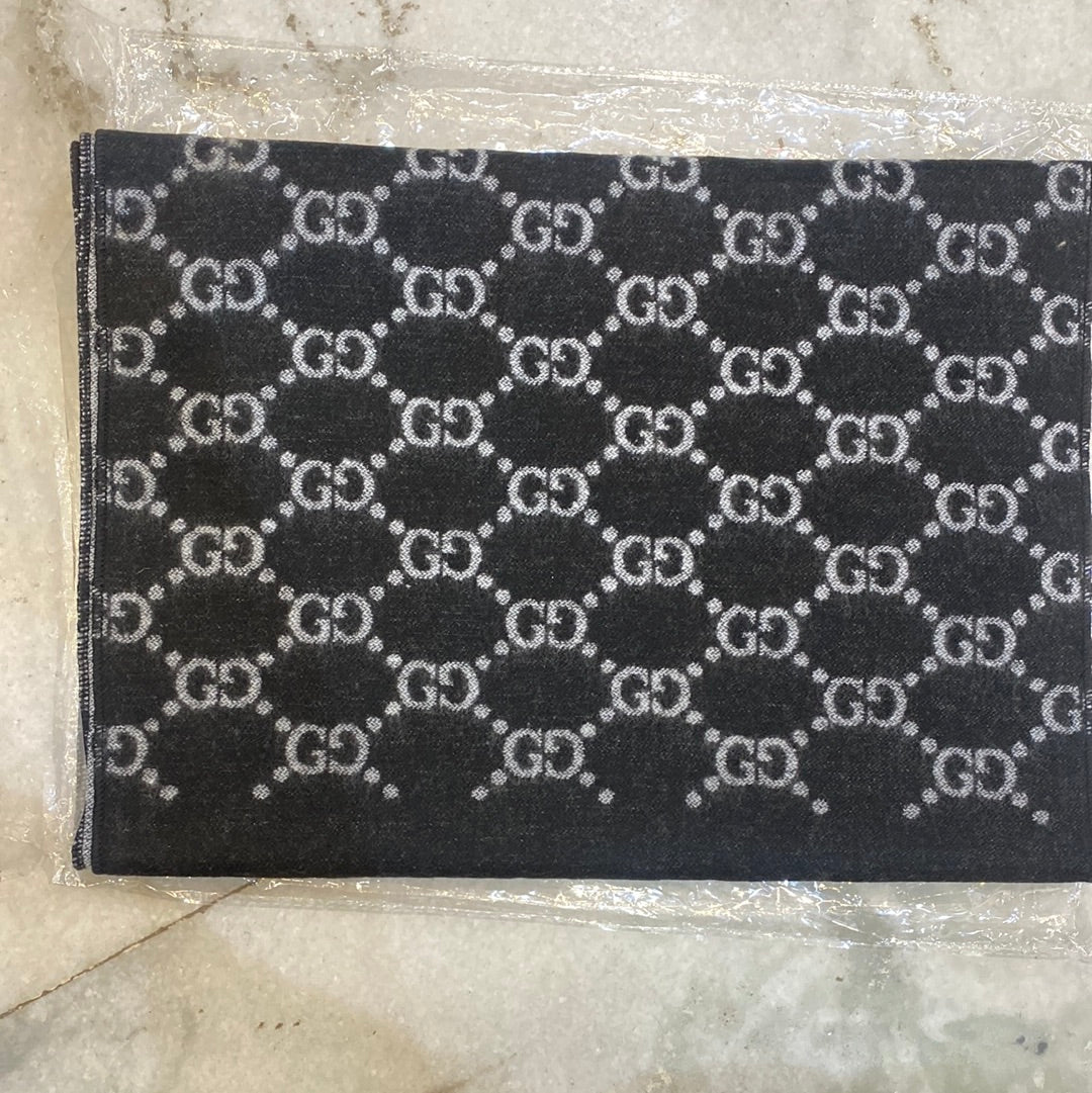 Cug Guc Black Colour With Grey Rub Logo Imported Muffler 49056