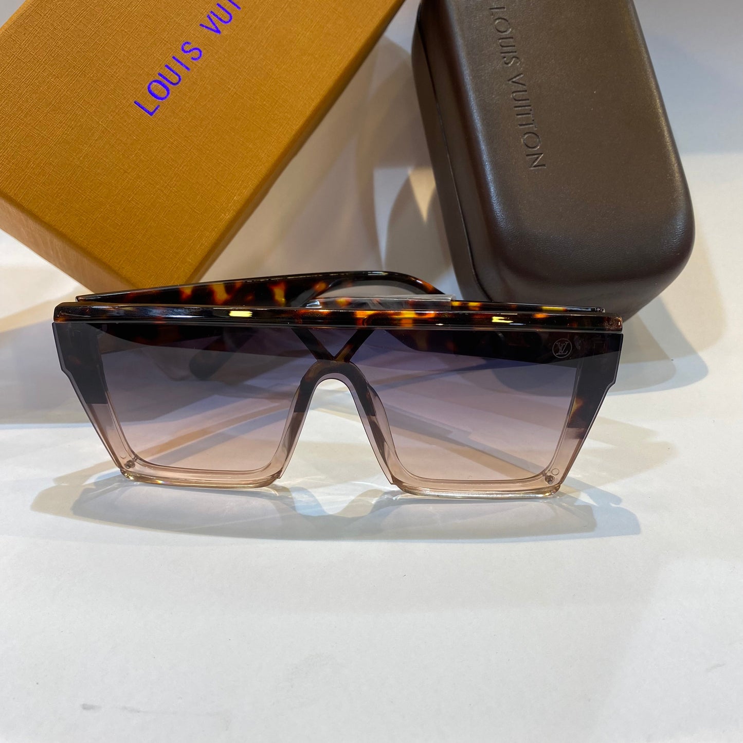 UOL LV VL Leopard Frame Transparent Black Shade Unisex Branded Z1065 61 9-147