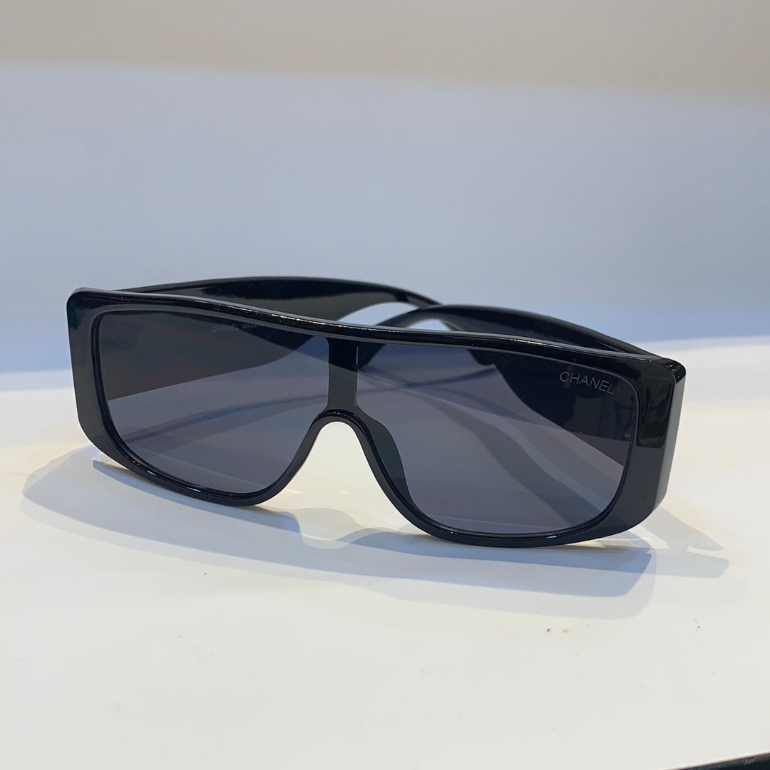 AHC  Black Frame Black Shade Unisex Sunglasses LH065 52 19-140