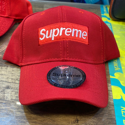 Red Colour Sup Pus With Logo Design Sports Cap 913016
