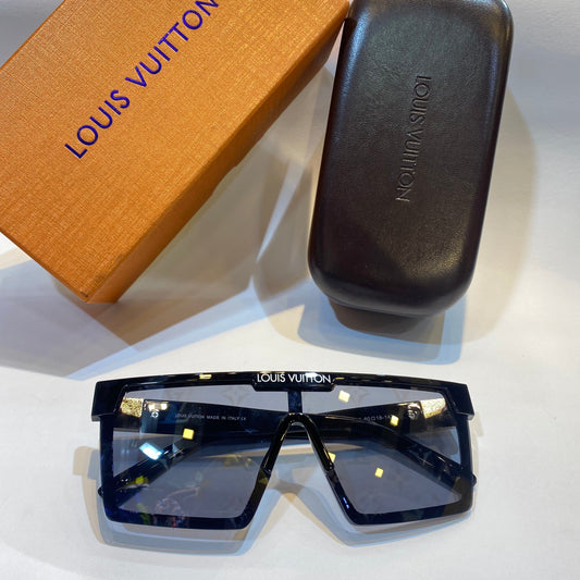 UOL Black Frame Blue Shade Printed Glass Unisex Branded Sunglasses 81002 60 18-142