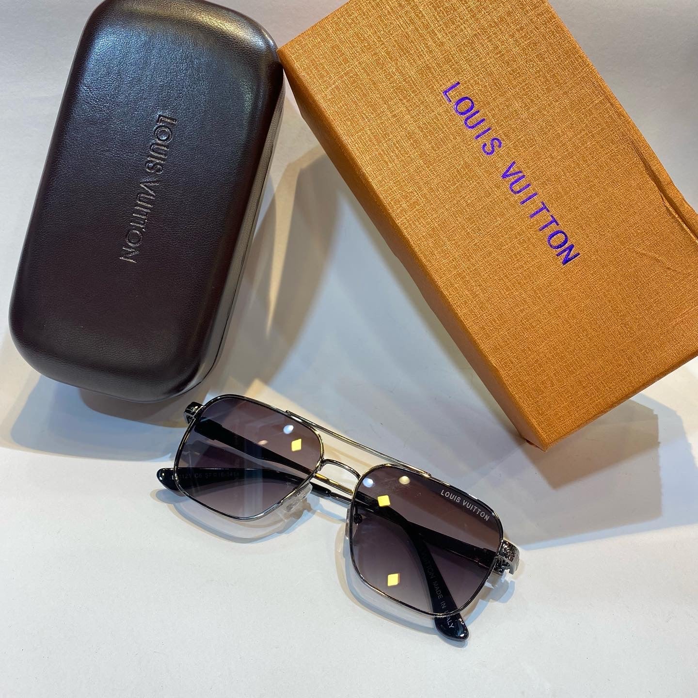 UOL Silver Graise Frame Black Shade Unisex Branded Sunglasses Lv1121 C6 57 16-141