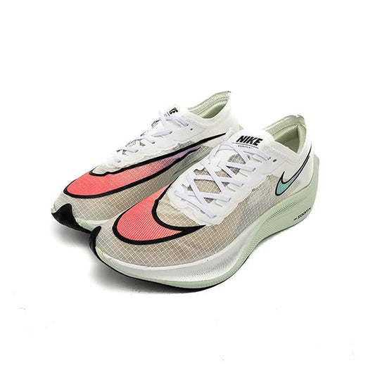 KIN White Green Red Tick Sports Shoes 4568102