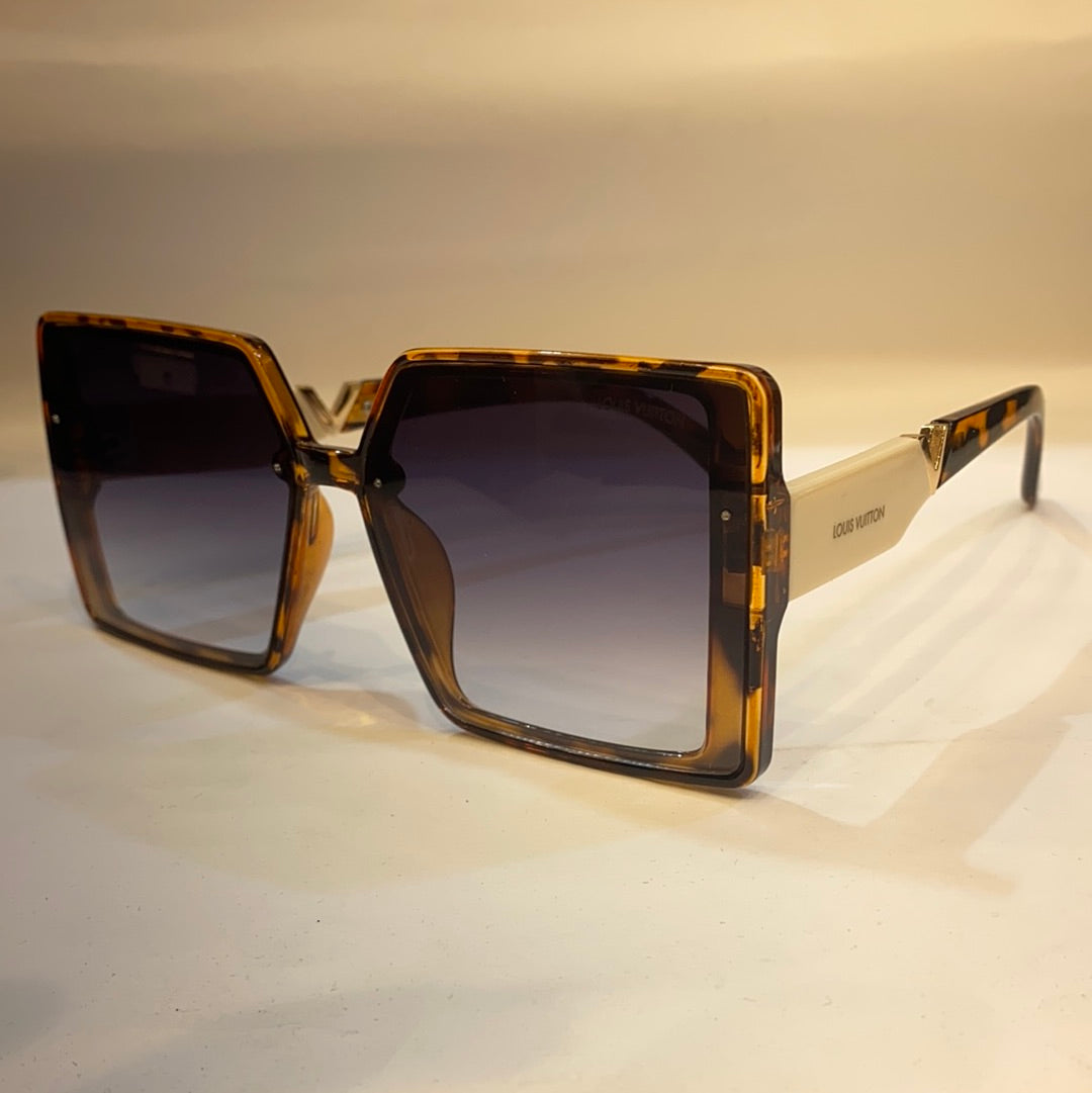 UOL VL  Leopard Print Frame Black Shade Unisex Sunglasses A30144 62 14 149